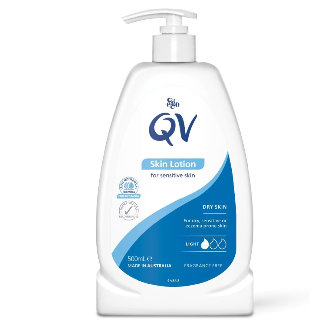 Projekt bez nazwy QV Skin Lotion, 24 Hour Moisturisation Light Body Lotion, 500ml - Image 1